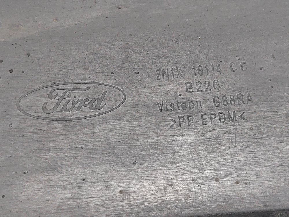 Подкрылок, 1700 рублей, Москва