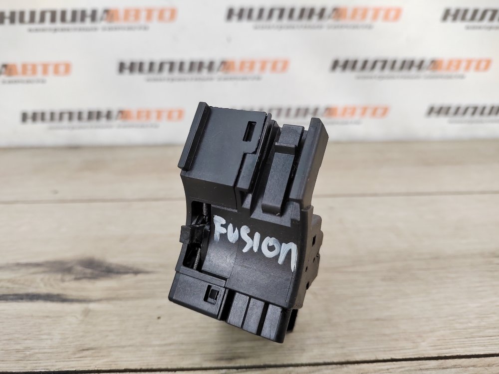 Переключатель подрулевой поворотников, 500 рублей, Москва