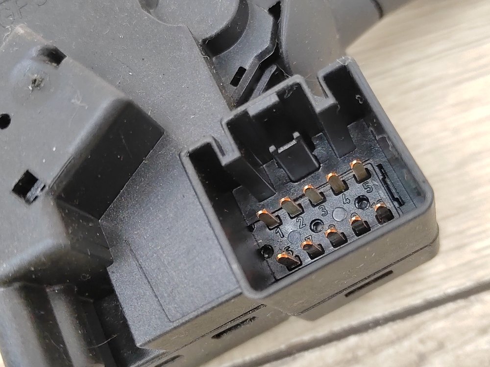 Переключатель подрулевой поворотников, 500 рублей, Москва