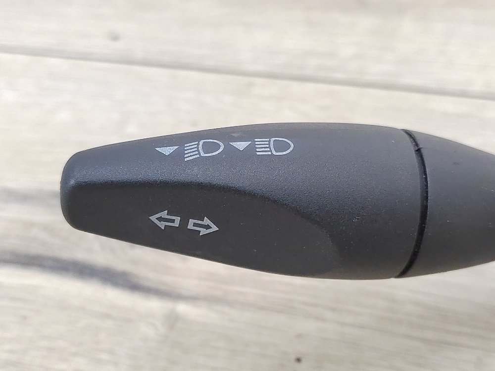 Переключатель подрулевой поворотников, 500 рублей, Москва