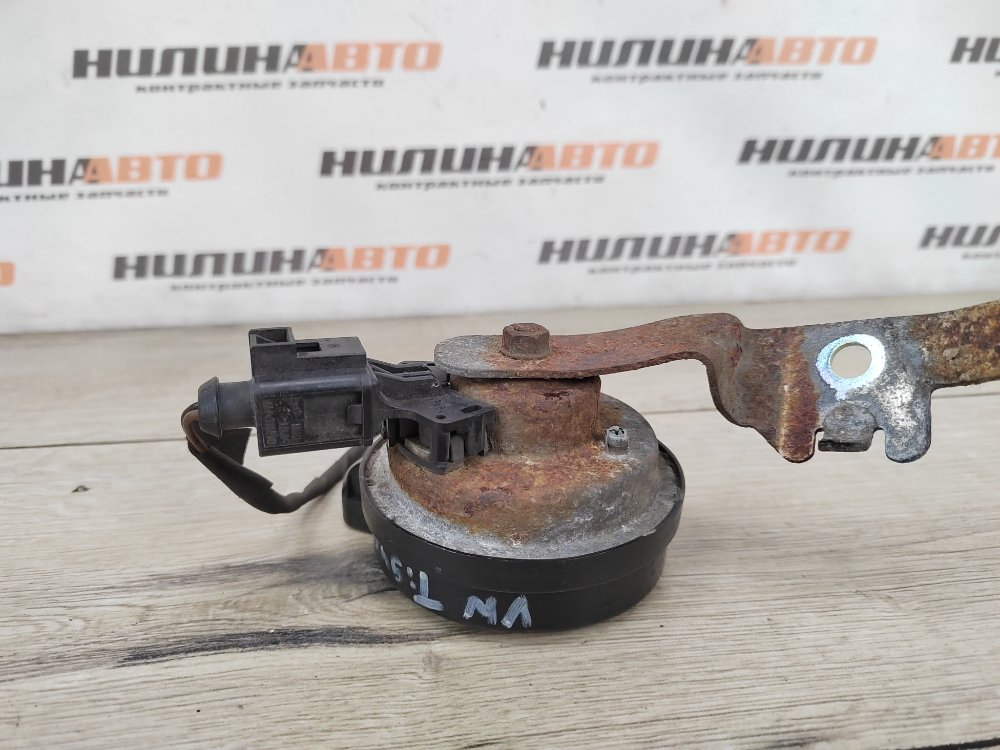 Звуковой сигнал, 1000 рублей, Москва