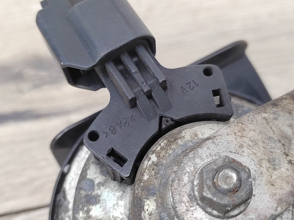 Звуковой сигнал, 500 рублей, Москва