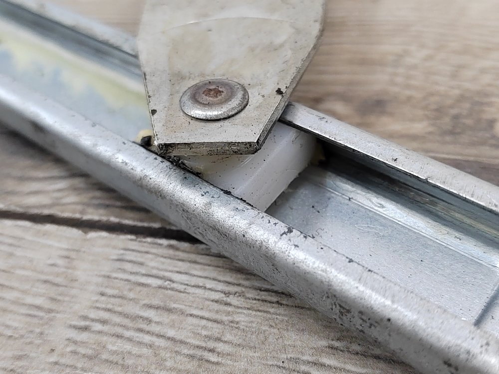 Стеклоподъемник, 1300 рублей, Москва