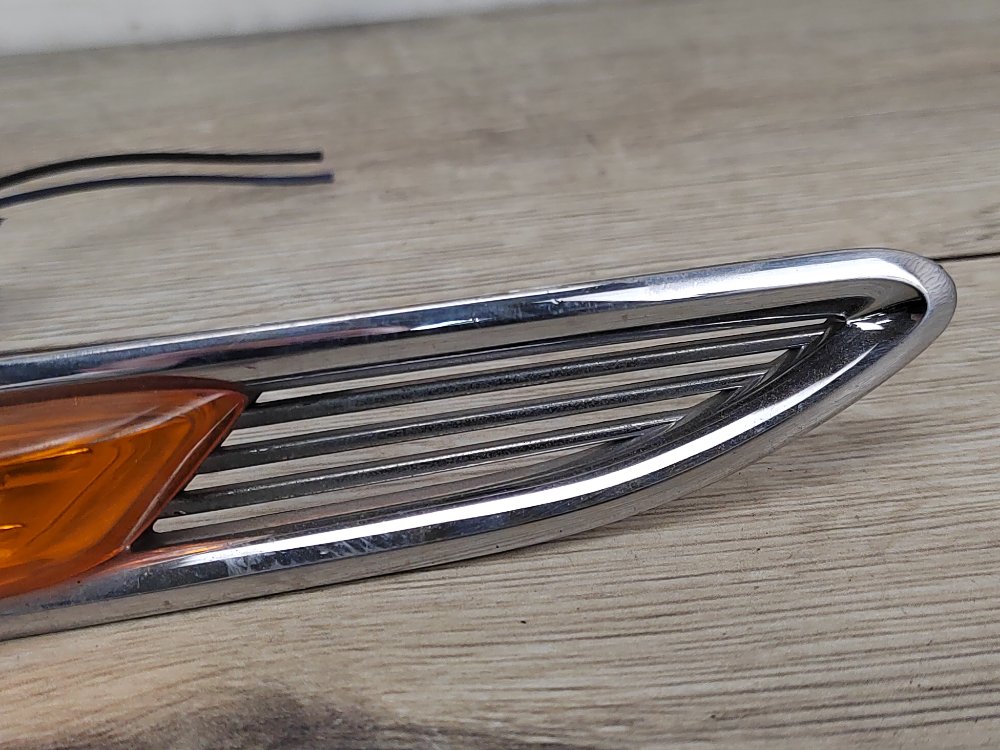 Повторитель поворота в крыло, 500 рублей, Москва