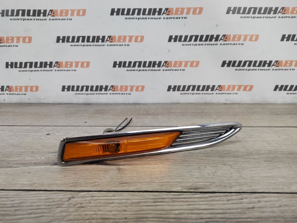 Повторитель поворота в крыло, 500 рублей, Москва