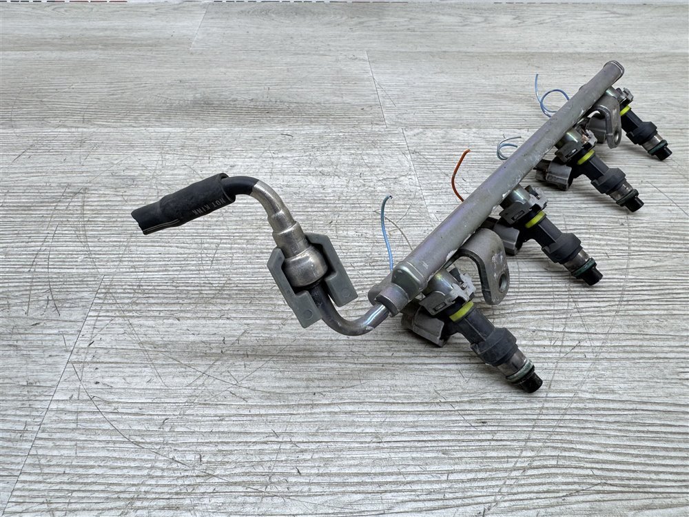 Рампа топливная, 2000 рублей, Севастополь