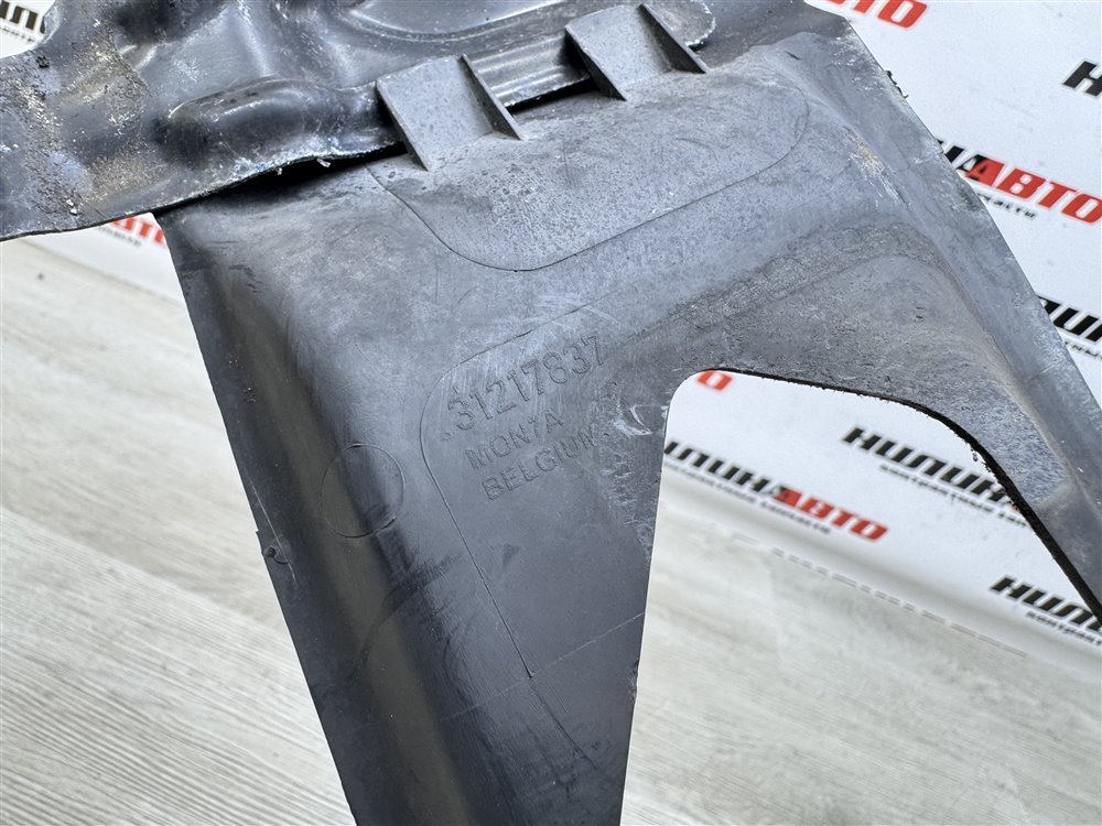 Накладка замка капота, 1500 рублей, Севастополь