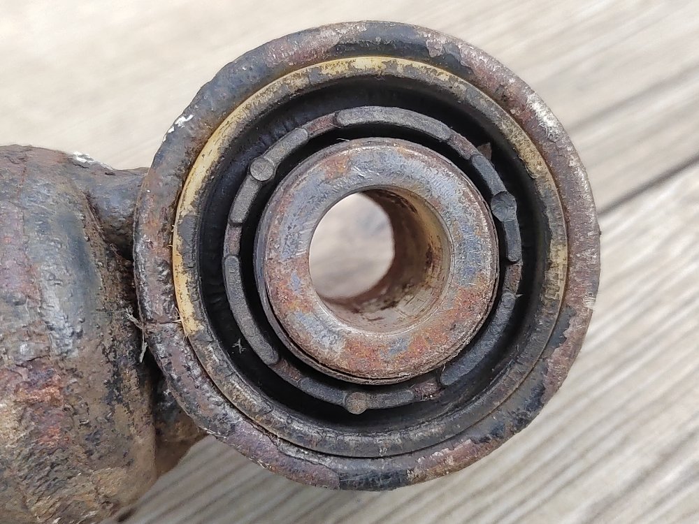 Амортизатор, 1000 рублей, Москва