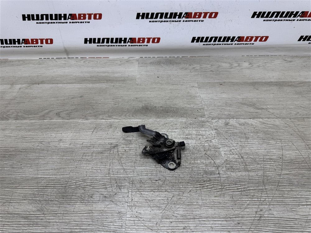 Замок капота, 900 рублей, Севастополь