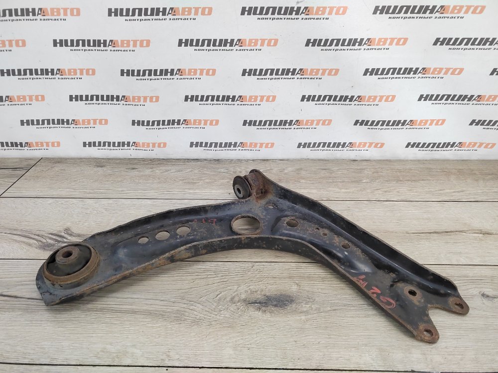 Рычаг передний нижний, 2000 рублей, Москва