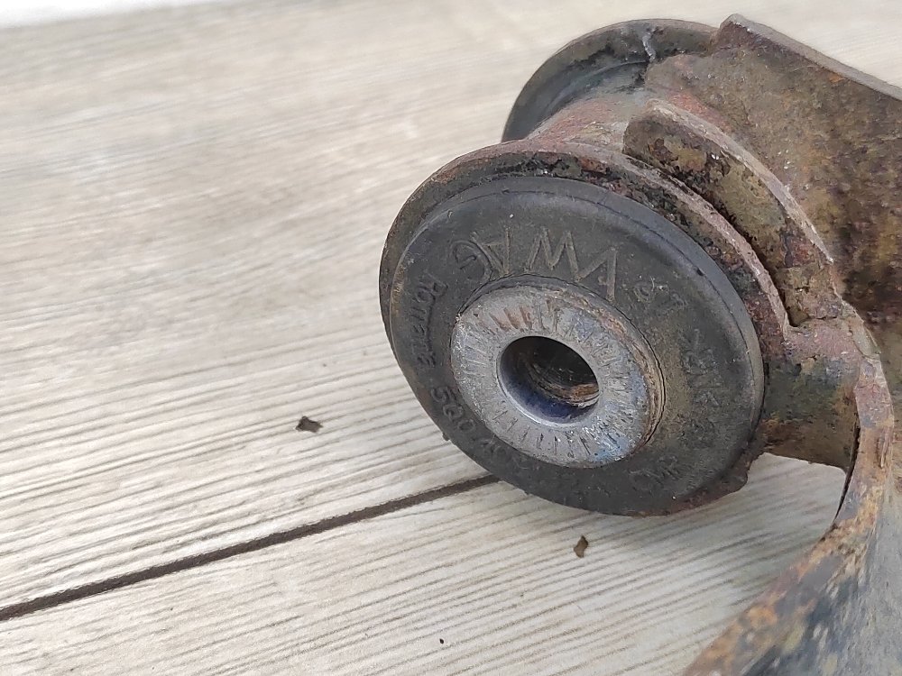 Рычаг передний нижний, 2000 рублей, Москва