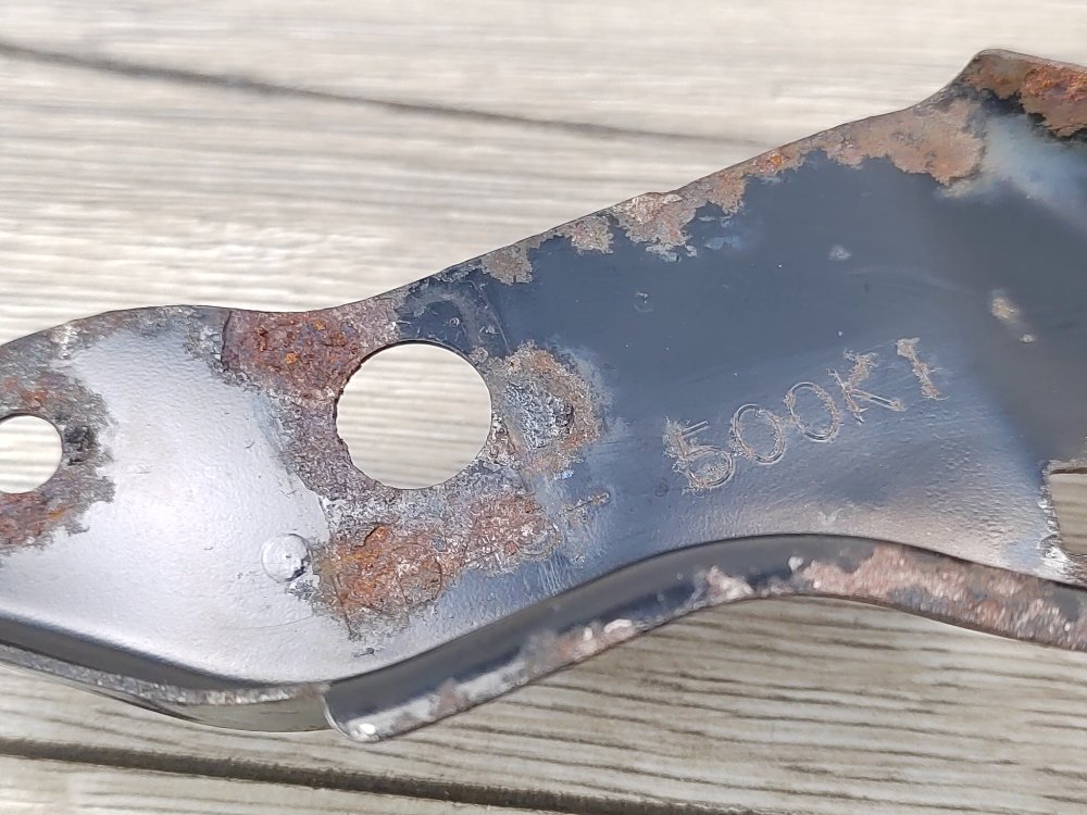 Кронштейн решетки радиатора, 900 рублей, Москва