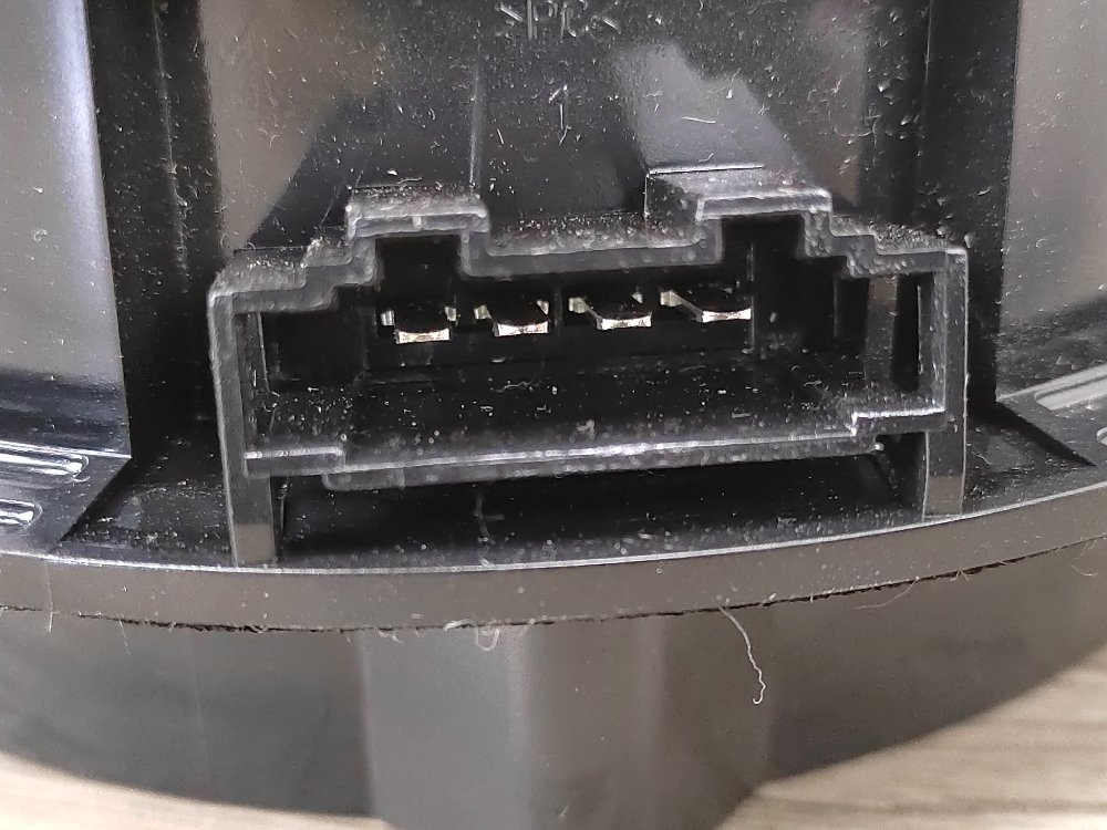 Динамик, 1000 рублей, Москва