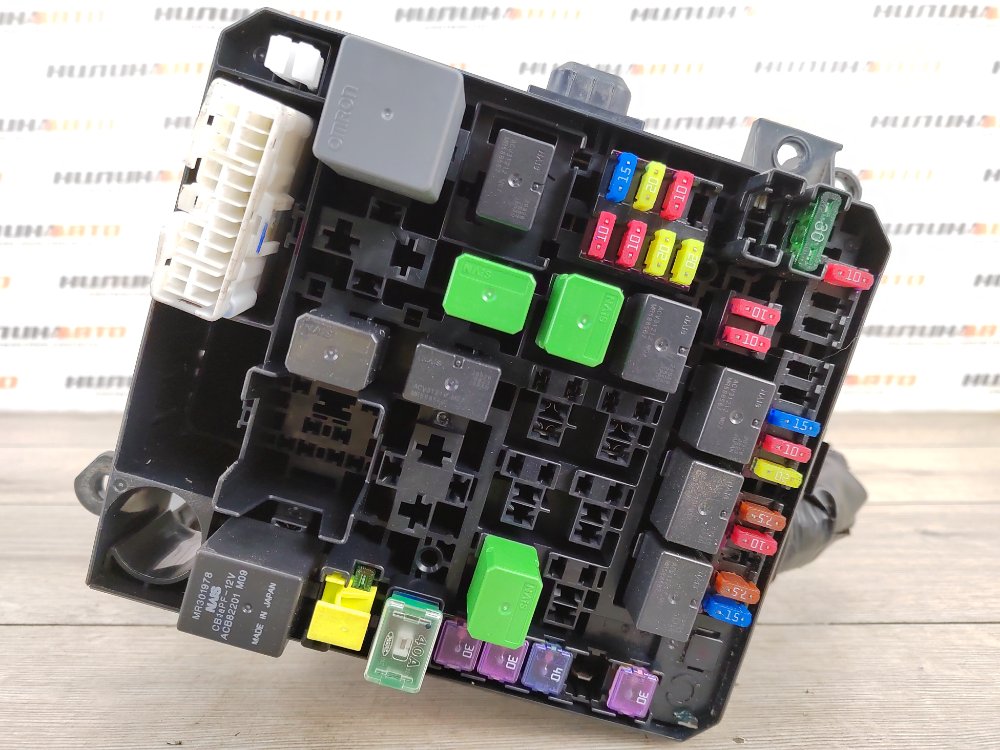 Блок предохранителей под капот, 2000 рублей, Москва