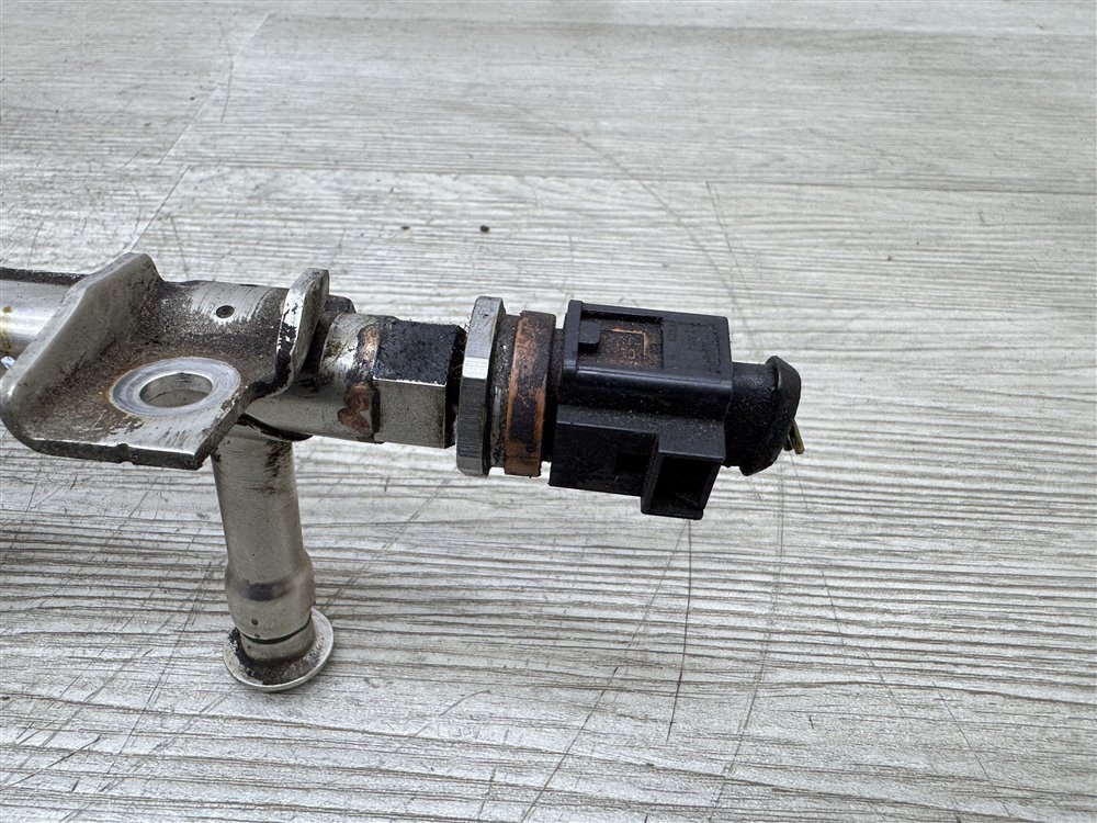 Рампа топливная, 800 рублей, Севастополь