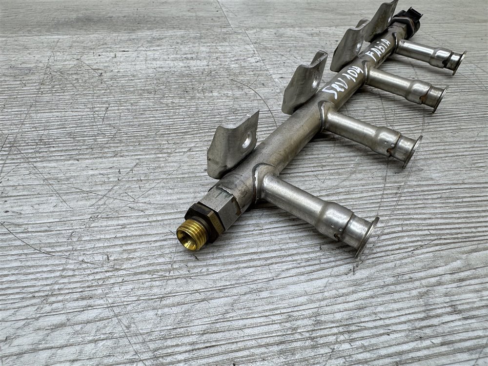 Рампа топливная, 800 рублей, Севастополь