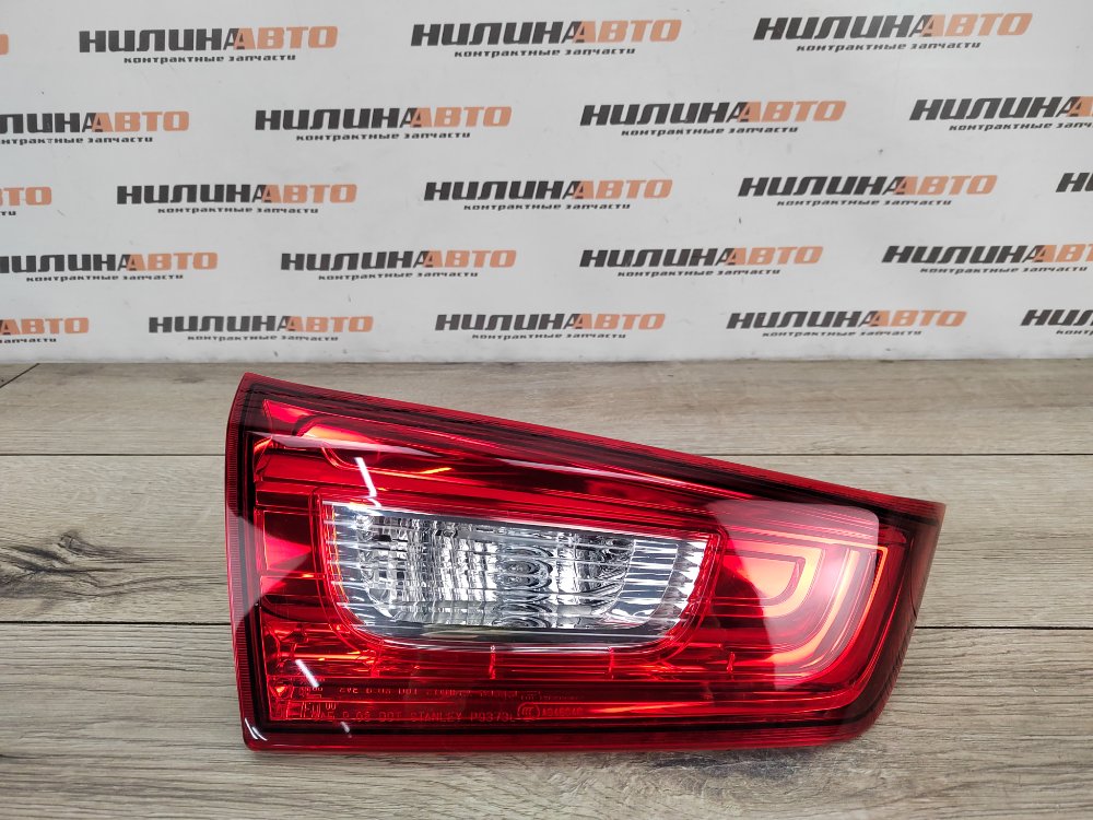 Фонарь в крышку багажника, 3000 рублей, Москва