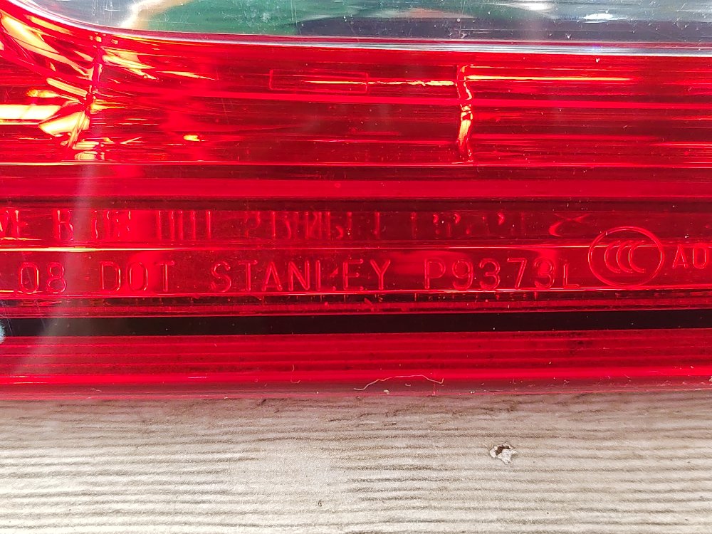 Фонарь в крышку багажника, 3000 рублей, Москва