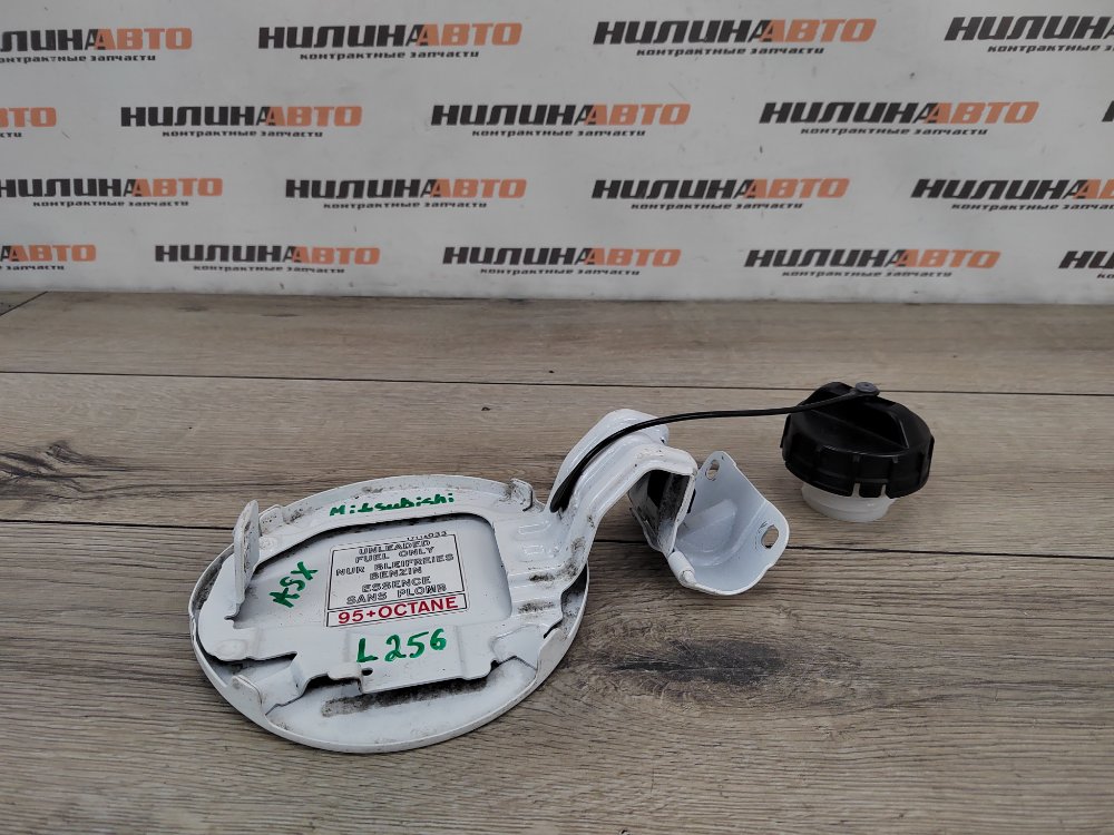 Лючок топливного бака, 1000 рублей, Москва