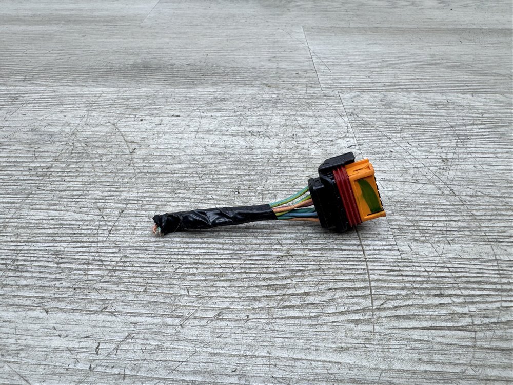 Фишка фары, 1300 рублей, Севастополь