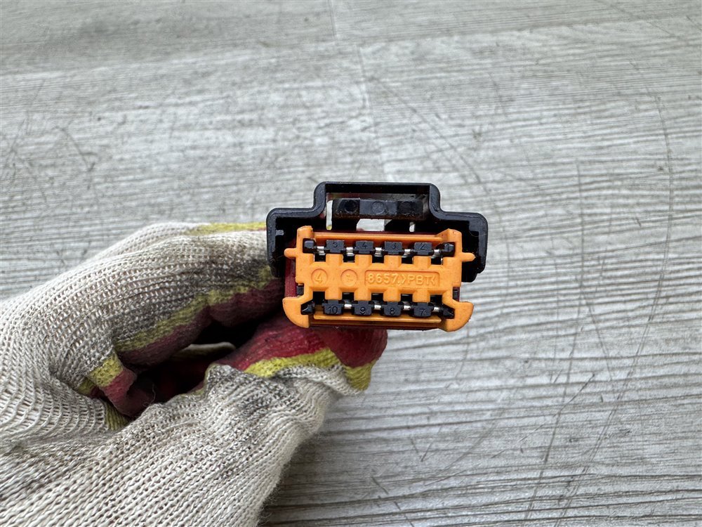 Фишка фары, 1300 рублей, Севастополь