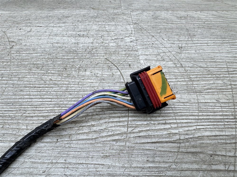 Фишка фары, 1300 рублей, Севастополь