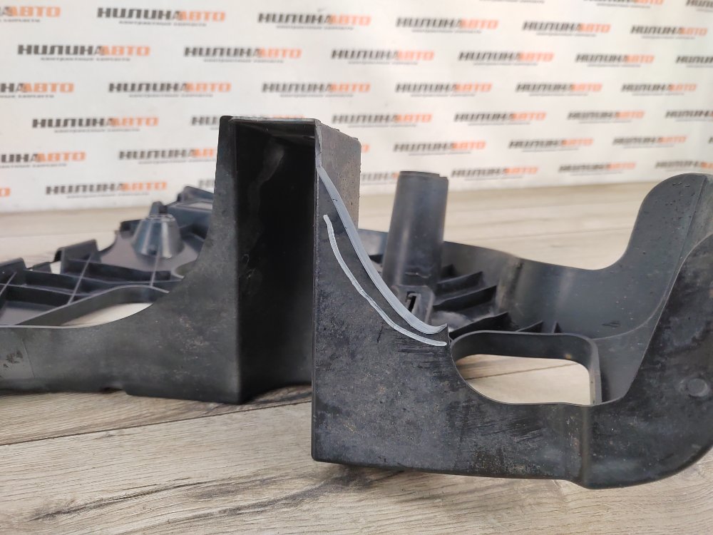 Кронштейн бампера, 1000 рублей, Москва