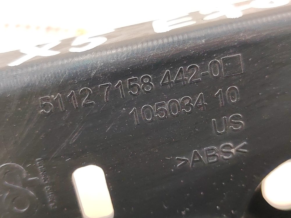 Кронштейн бампера, 1000 рублей, Москва