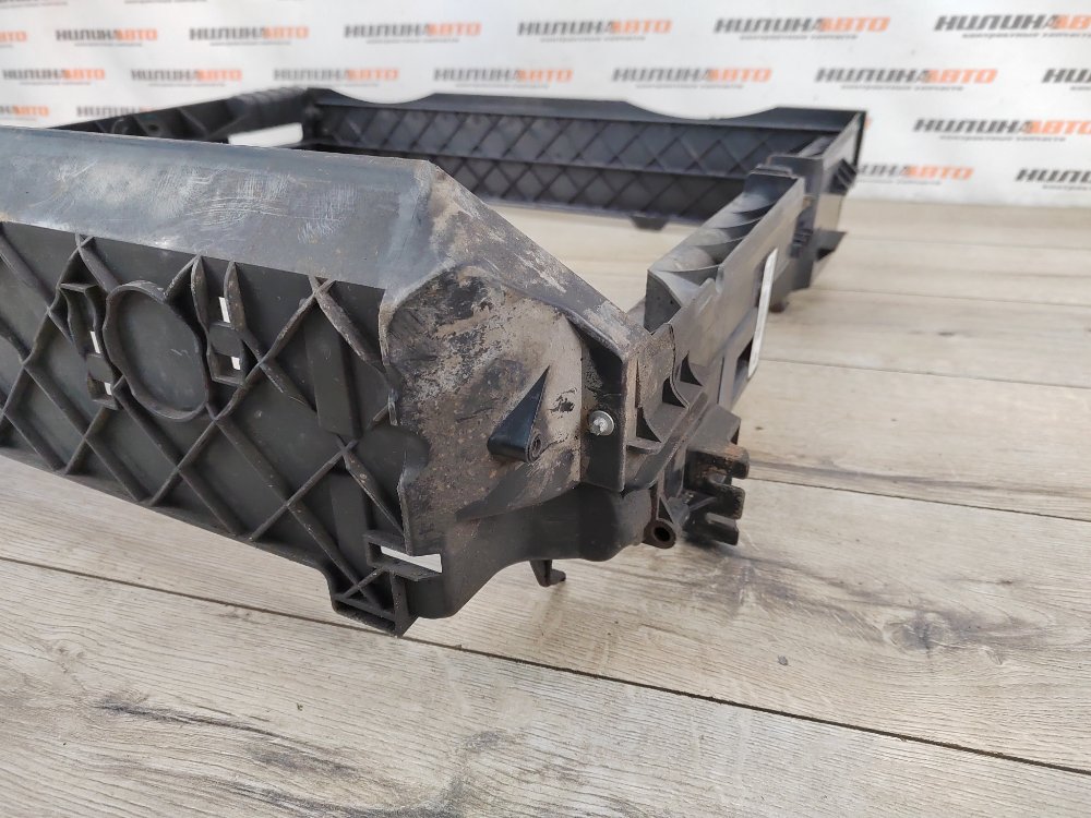 Панель передняя, 3000 рублей, Москва