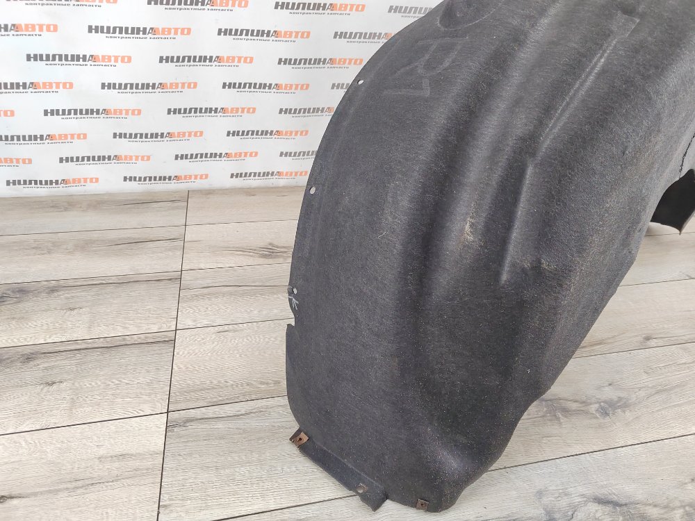 Подкрылок, 500 рублей, Москва