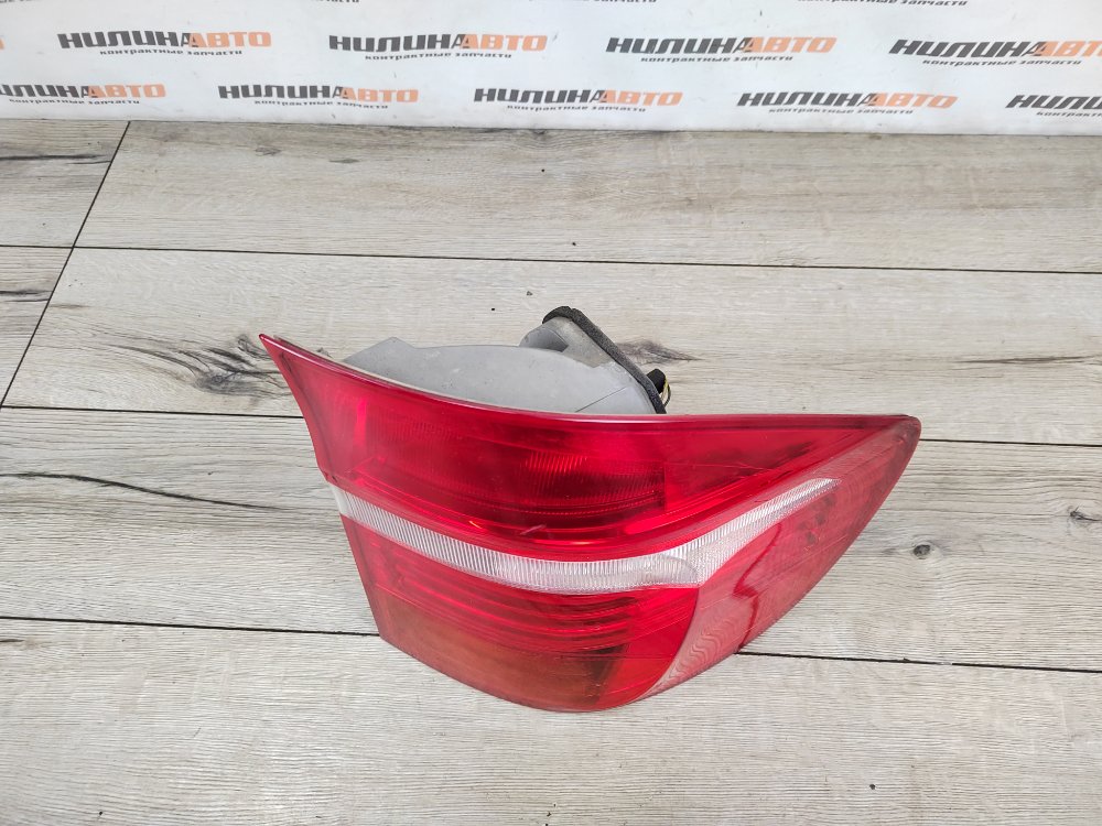 Фонарь в крыло, 1700 рублей, Москва