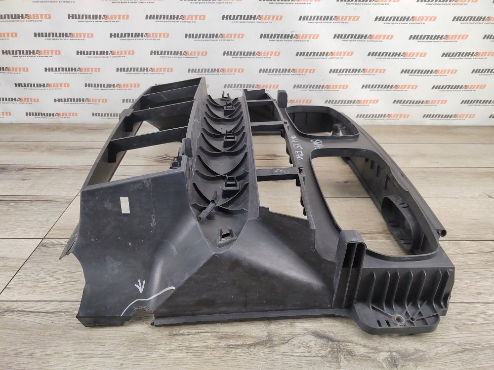 Панель передняя, 5000 рублей, Москва