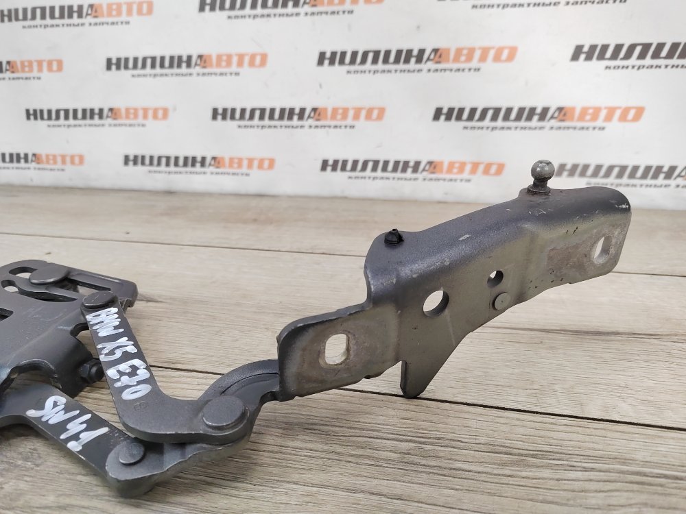 Петля капота, 500 рублей, Москва