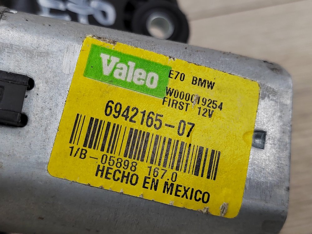 Моторчик стеклоочистителя, 1000 рублей, Москва