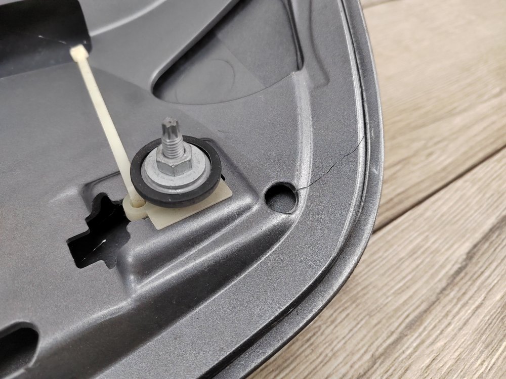 Спойлер, 1500 рублей, Москва