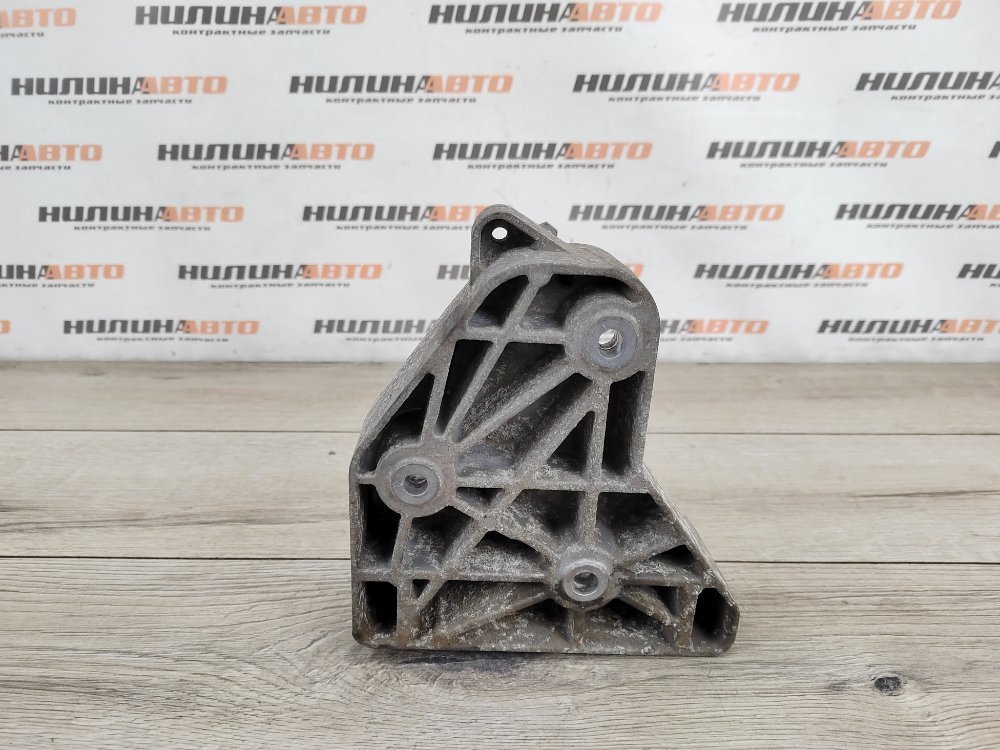 Кронштейн компрессора кондиционера, 500 рублей, Москва