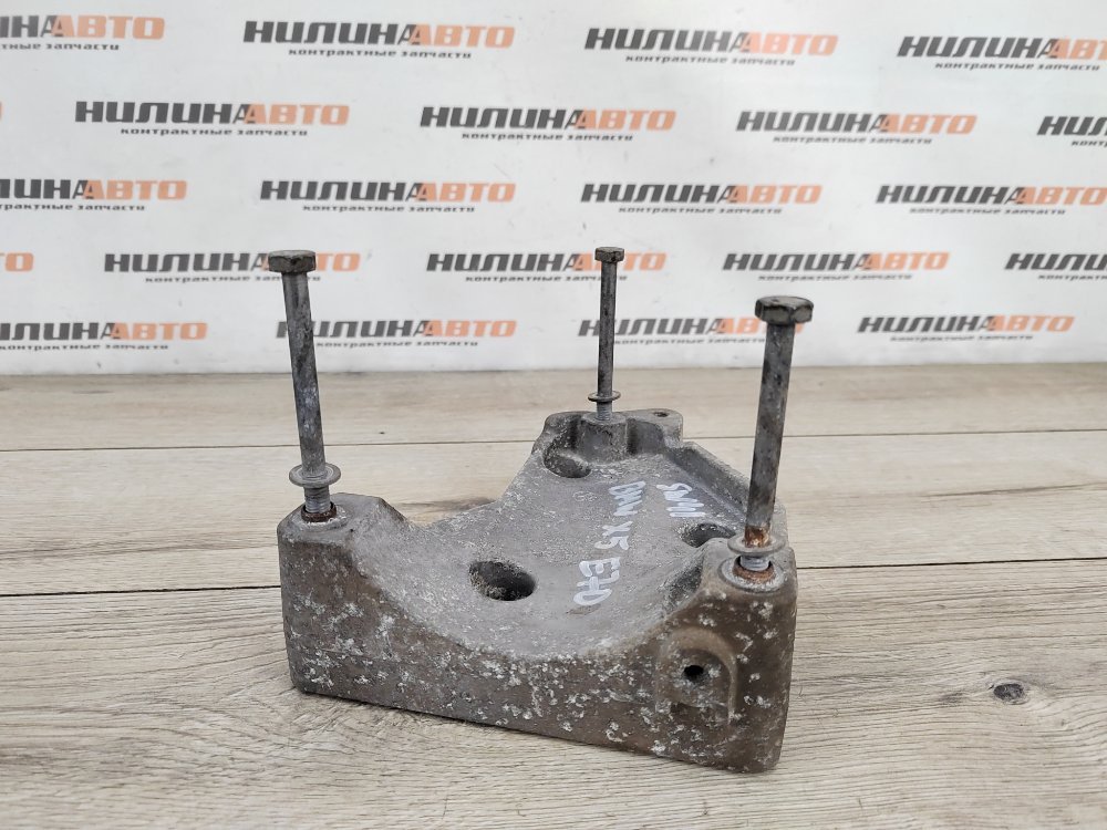 Кронштейн компрессора кондиционера, 500 рублей, Москва