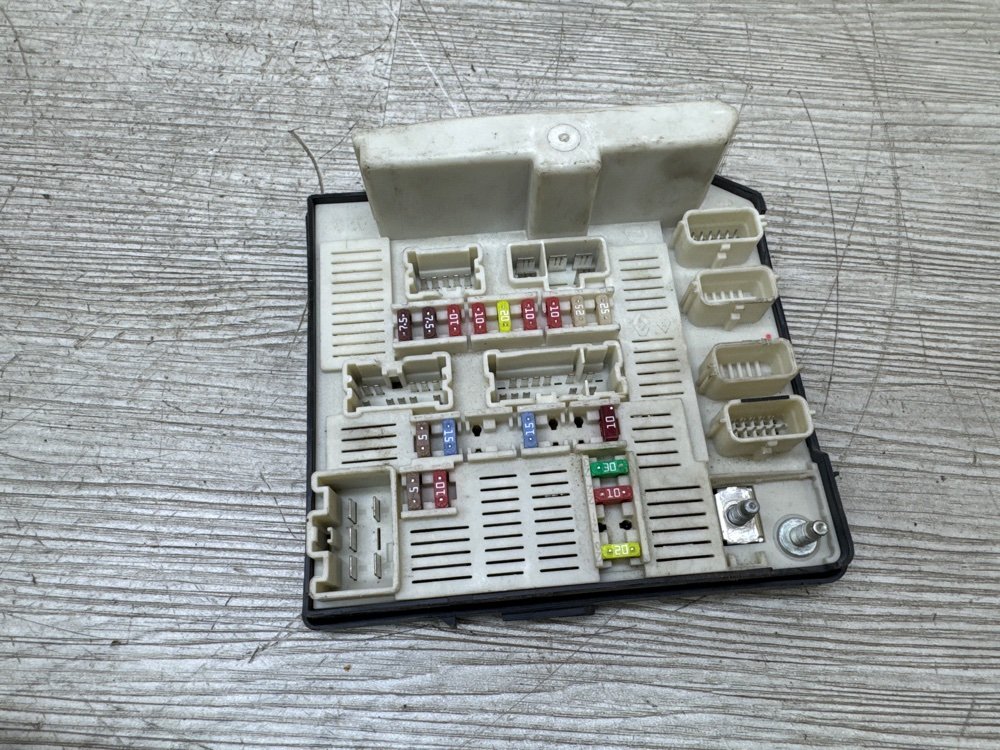 Блок предохранителей под капот, 3500 рублей, Севастополь