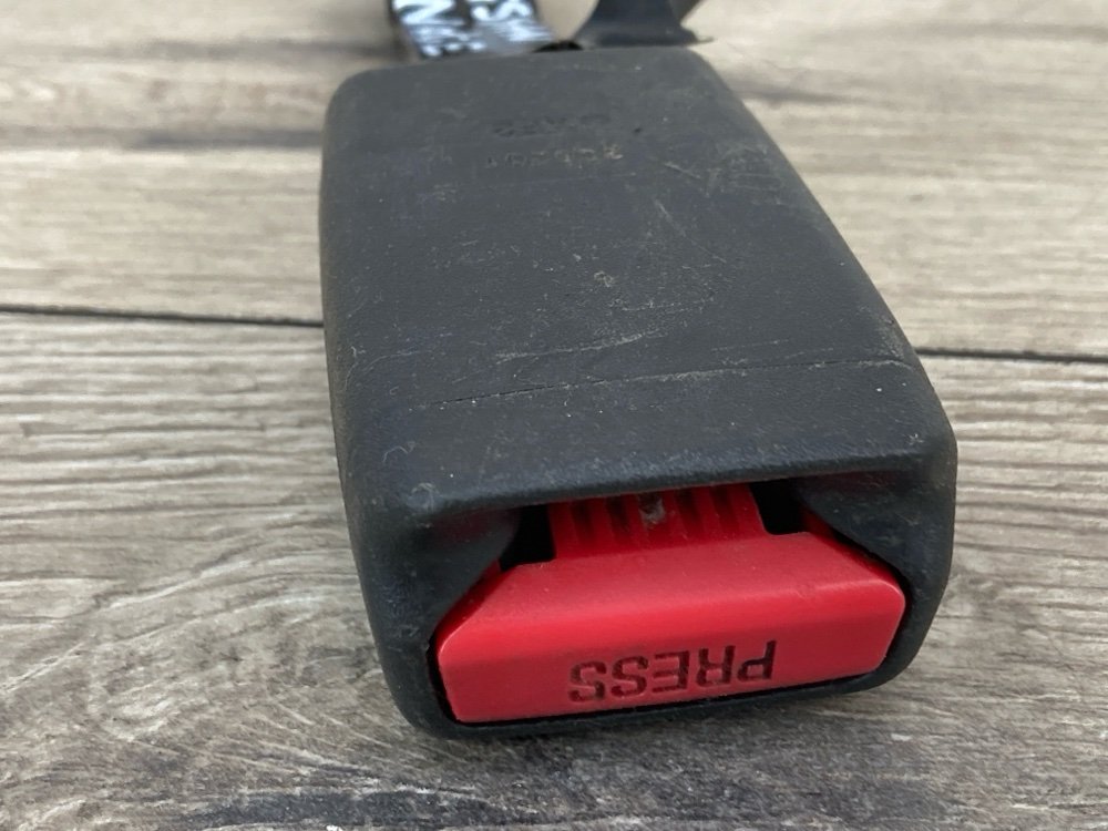 Замок ремня безопасности, 500 рублей, Москва