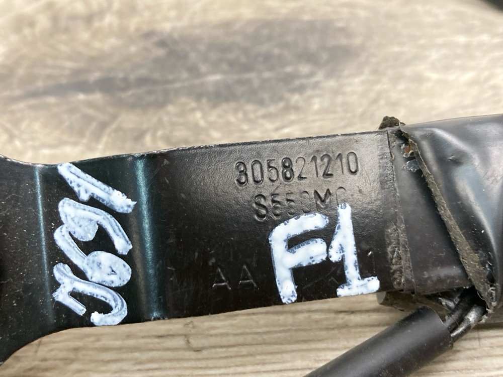 Замок ремня безопасности, 500 рублей, Москва