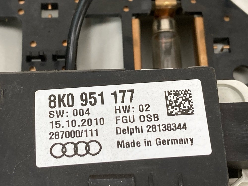 Плафон салона, 1400 рублей, Москва