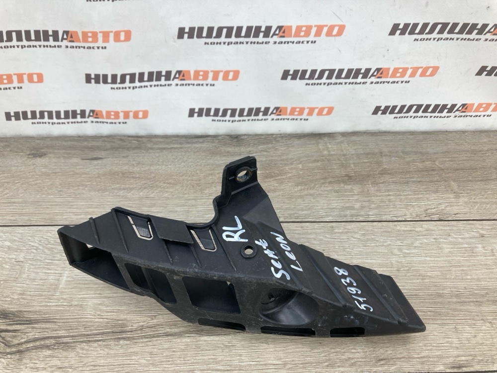 Кронштейн бампера, 1300 рублей, Москва