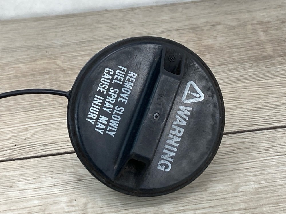 Лючок топливного бака, 800 рублей, Москва