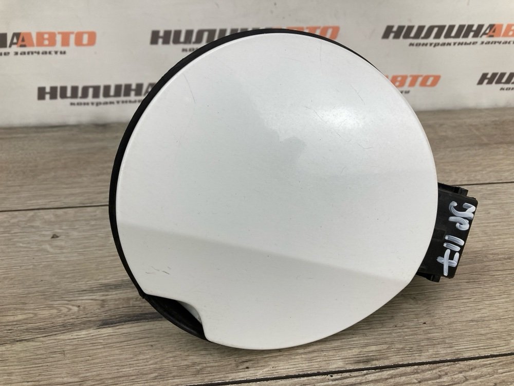 Лючок топливного бака, 500 рублей, Москва