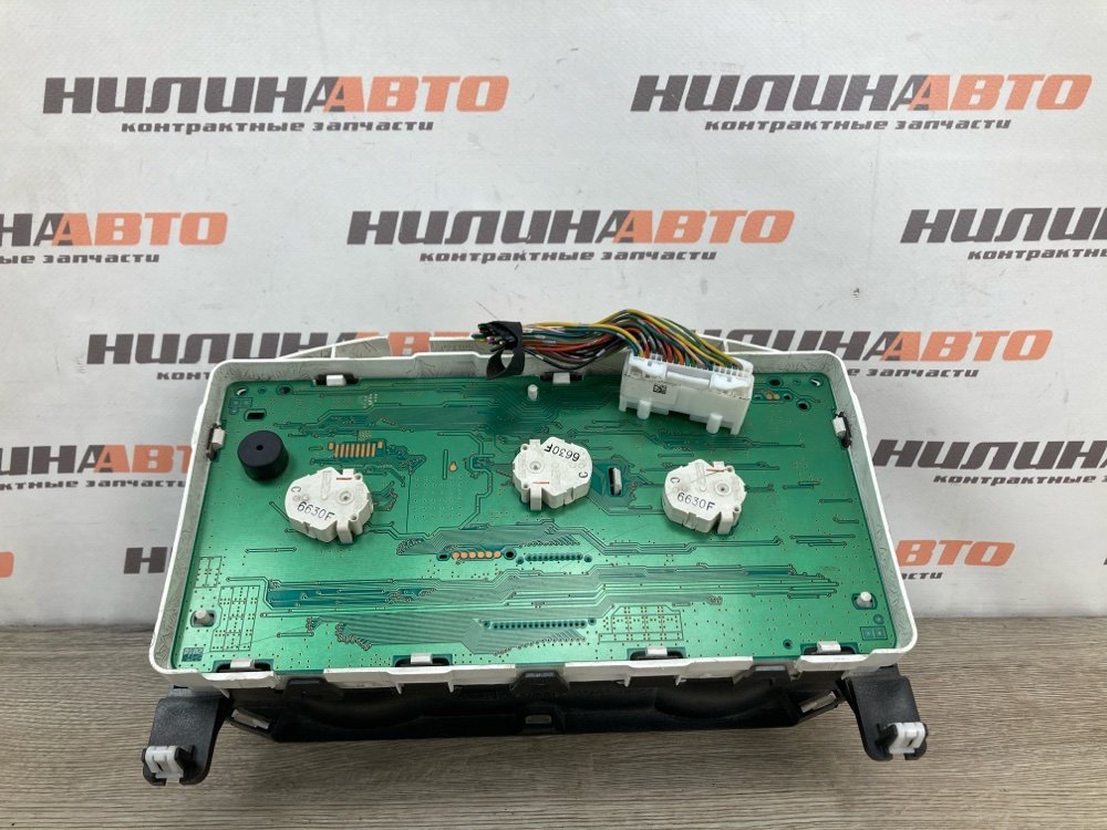 Панель приборов, 2500 рублей, Москва