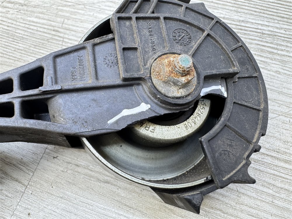 Натяжитель приводного ремня, 2000 рублей, Севастополь