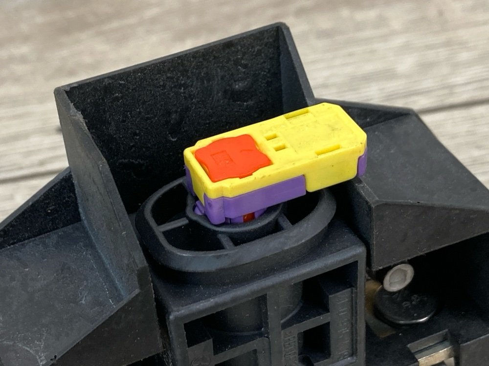 Клемма АКБ, 2000 рублей, Москва