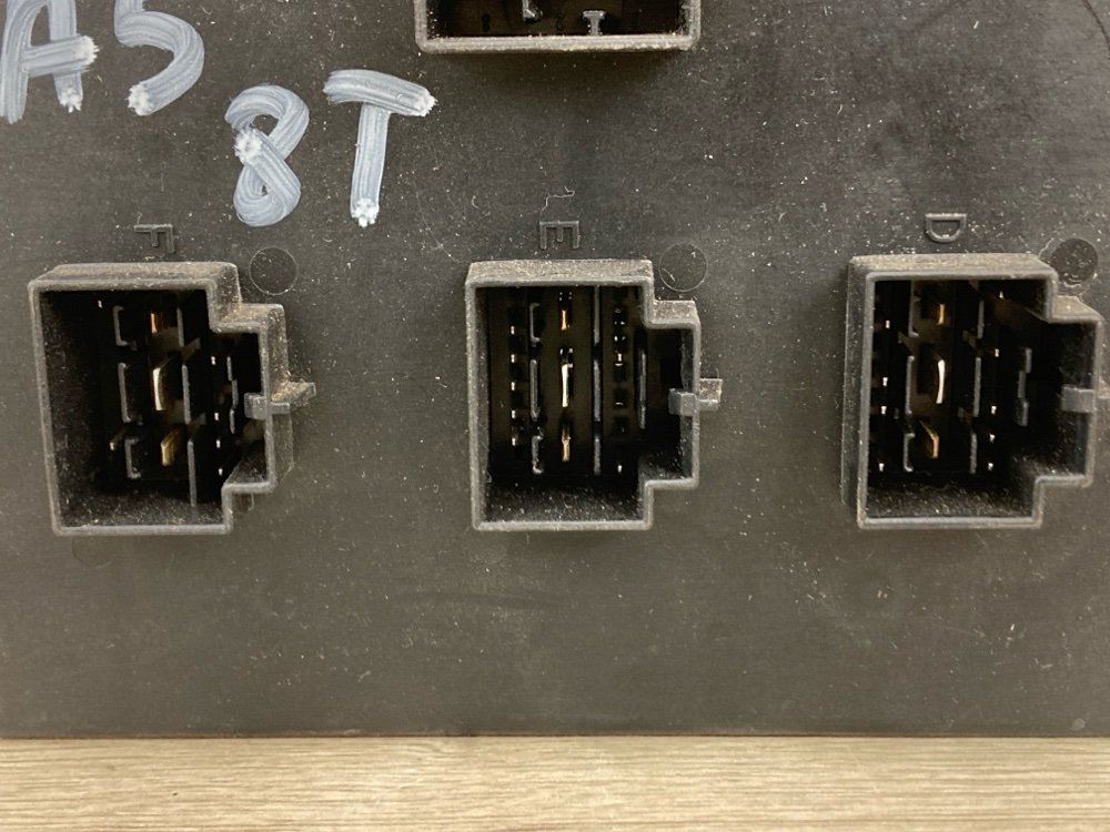 Блок управления бортовой сети, 1500 рублей, Москва