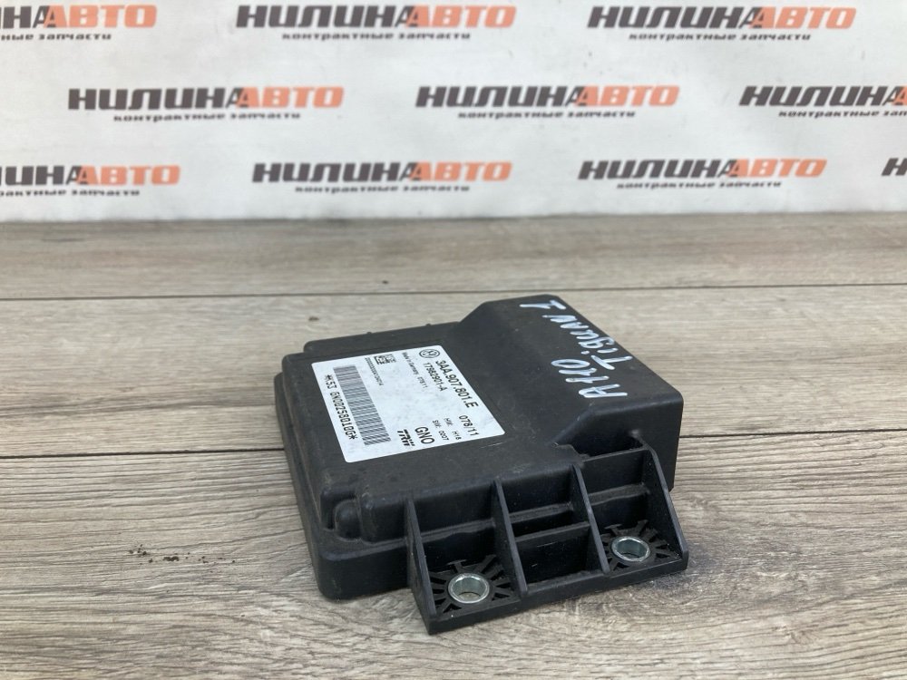 Блок управления стояночного тормоза, 2000 рублей, Москва