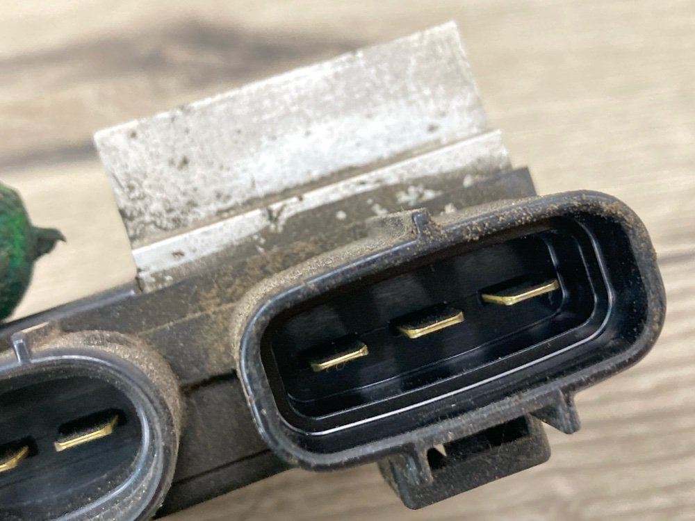 Блок управления вентилятором, 1000 рублей, Москва